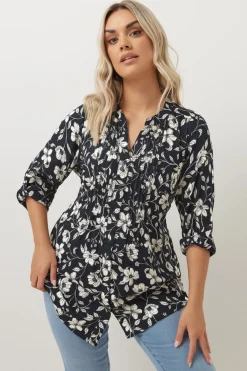 Tops>YOURS Curve Navy Blue Floral Pintuck Blouse
