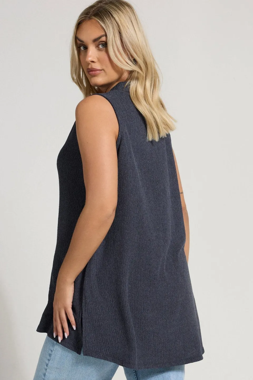 Tops>YOURS Curve Navy Blue Textured Sleeveless Shirt