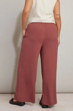 Trousers><noscript><img width=
