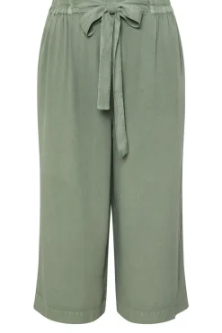 Trousers><noscript><img width=