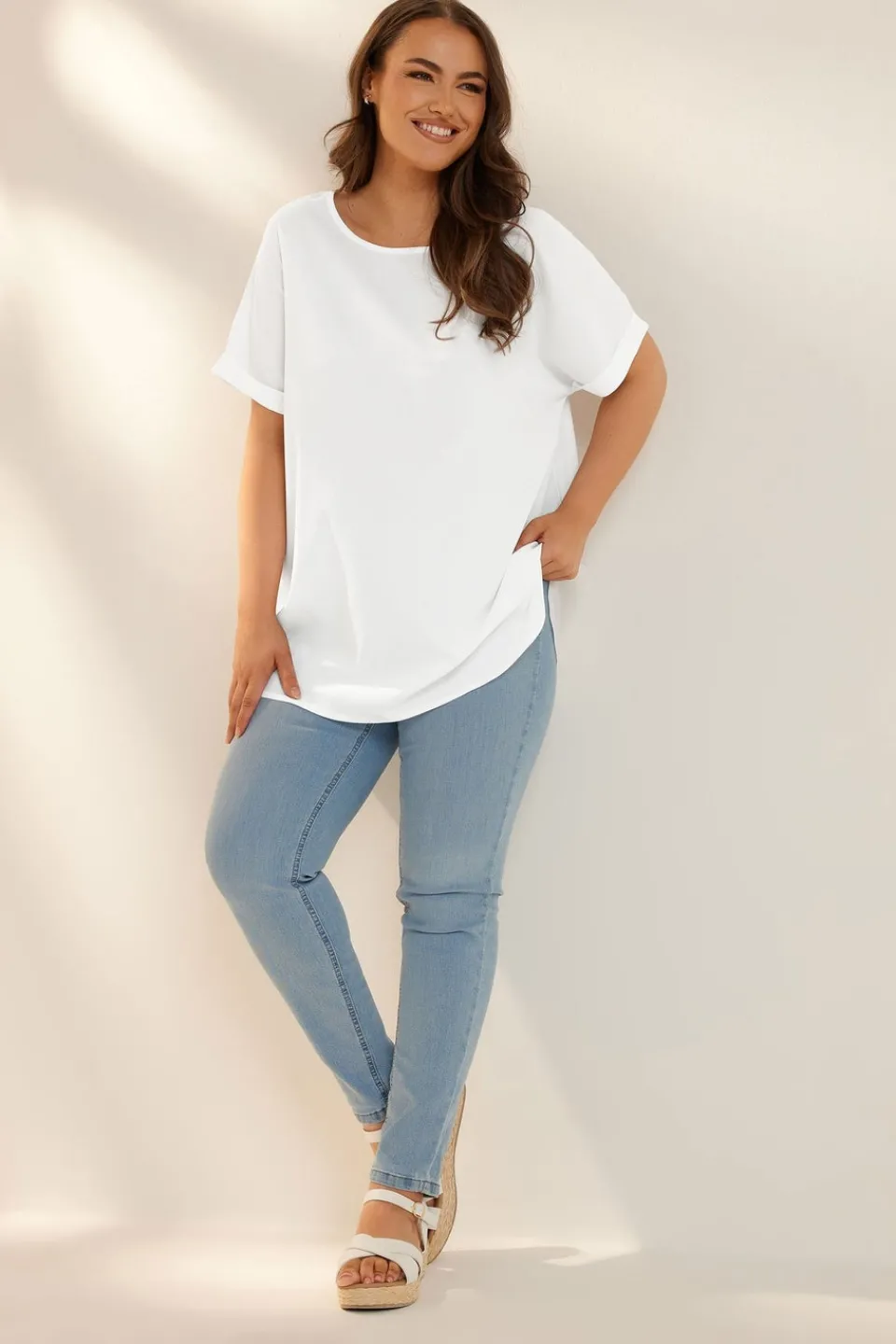 Tops>YOURS Curve White Boxy Short Sleeve Blouse