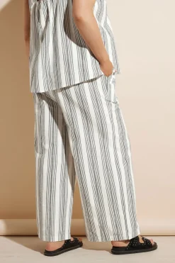 Trousers><noscript><img width=