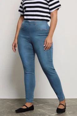 Jeans & Jeggings><noscript><img width=