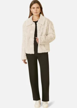 Coats & Jackets><noscript><img width=