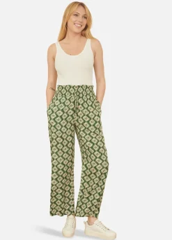Trousers><noscript><img width=