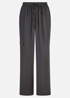 Trousers><noscript><img width=