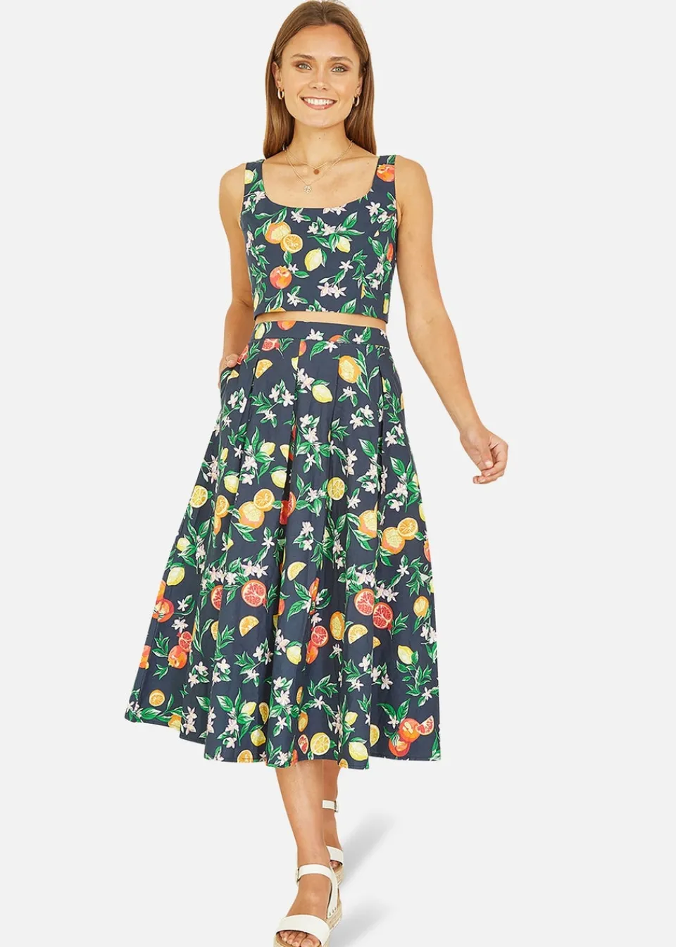 Tops>Yumi Navy Organic Cotton Citrus Print Crop Top