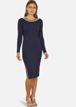 Knitwear><noscript><img width=