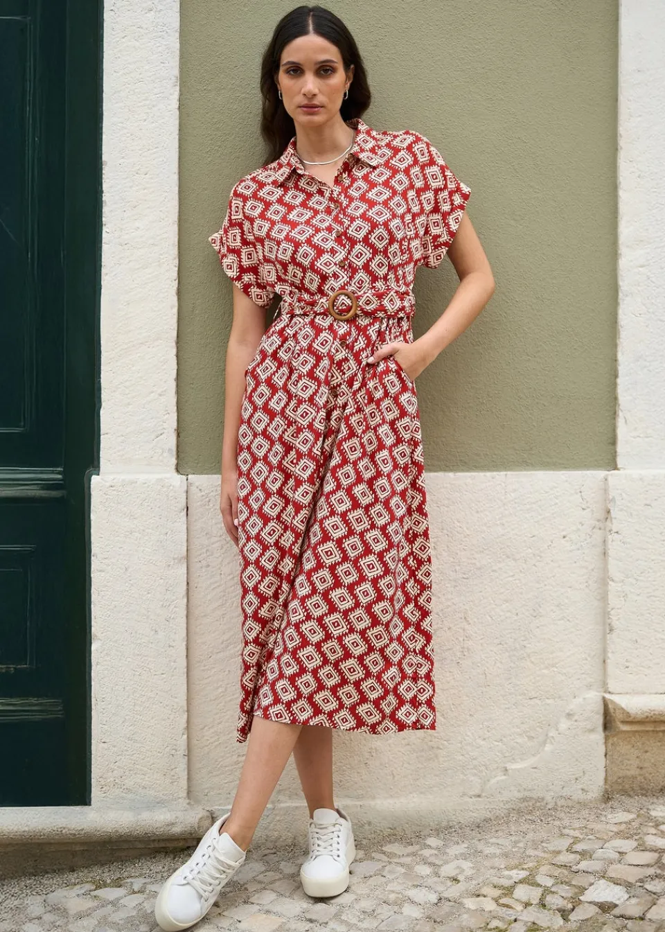 Dresses>Yumi Red Viscose Midi Shirt Dress With Matching Belt