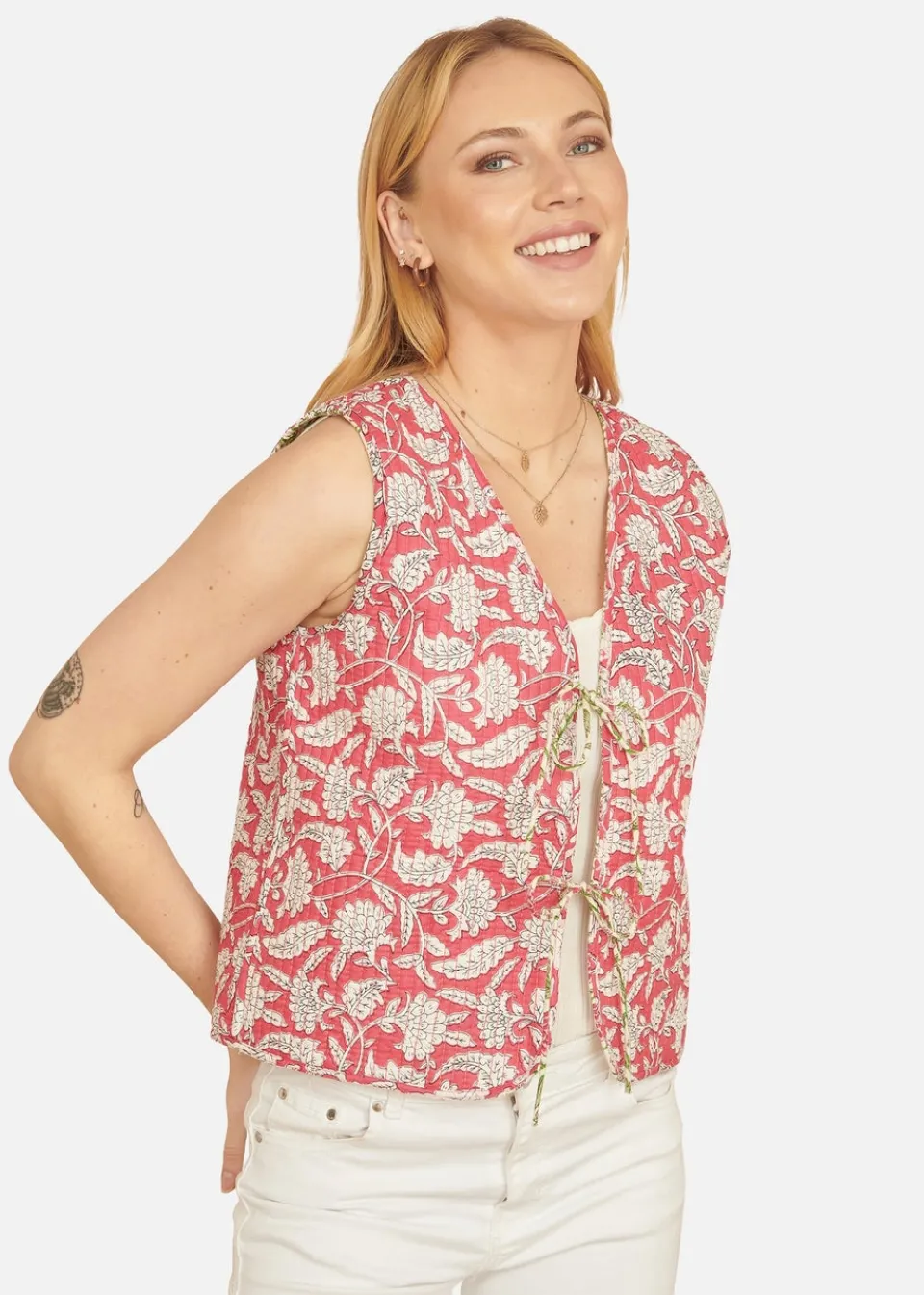 Coats & Jackets>Yumi White Floral Reversible Cotton Quilted Waistcoat